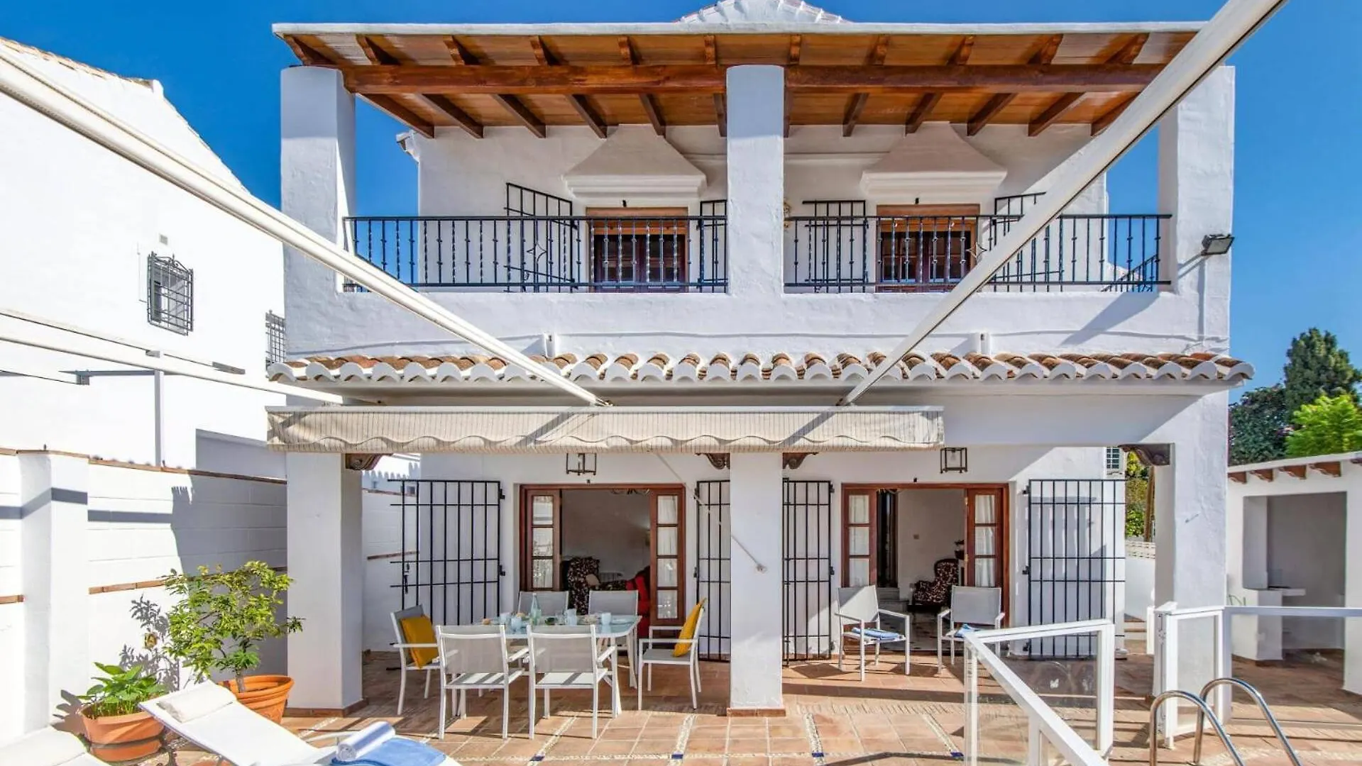 Linda Casa Con Piscina location